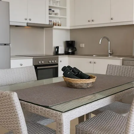 Beachfront Apartment *